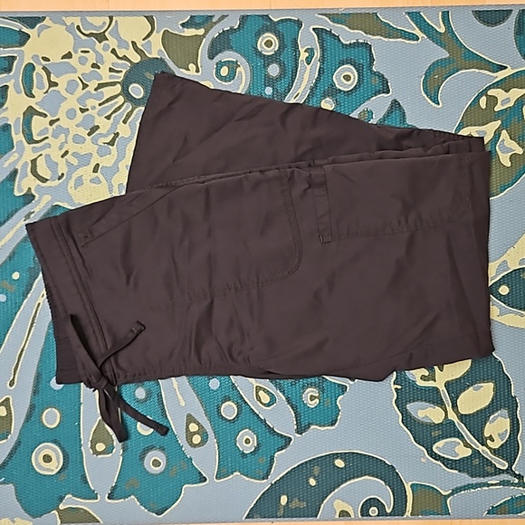 Cherokee | Gray Scrub Pants - Small/Petite - Picture 1 of 3